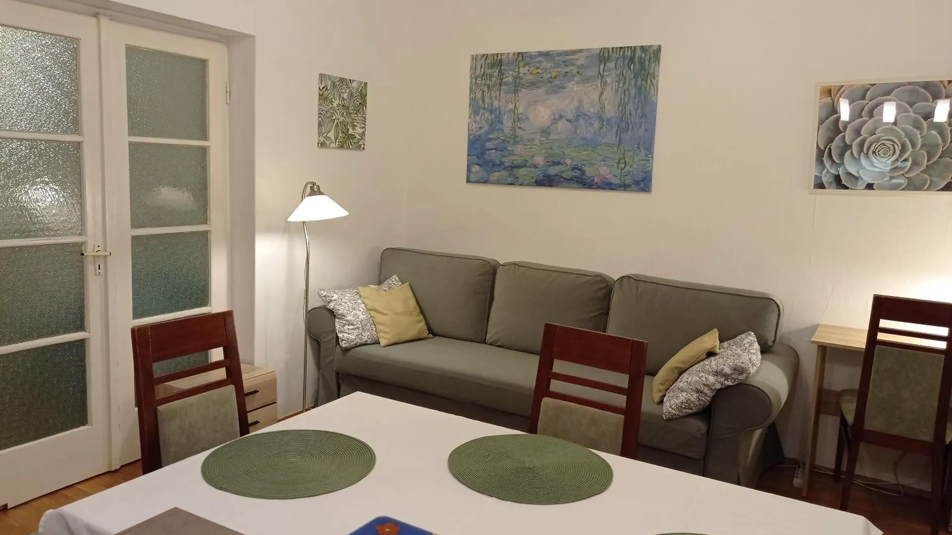 Zsuzsa Apartman 布达佩斯